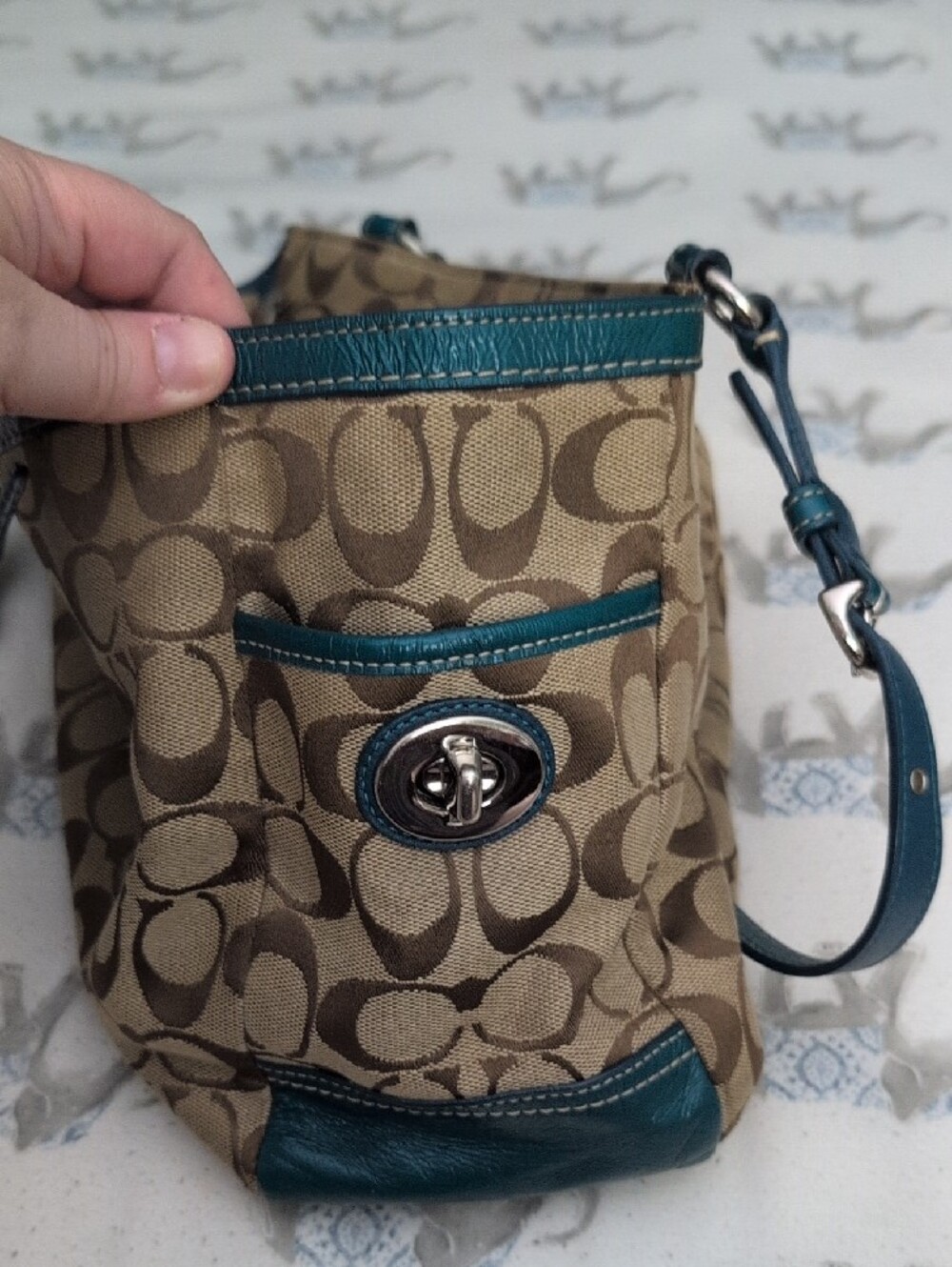 Vintage Y2k Coach Brown Signature Shoulder Bag with Teal Trim - Picture 3 of 10